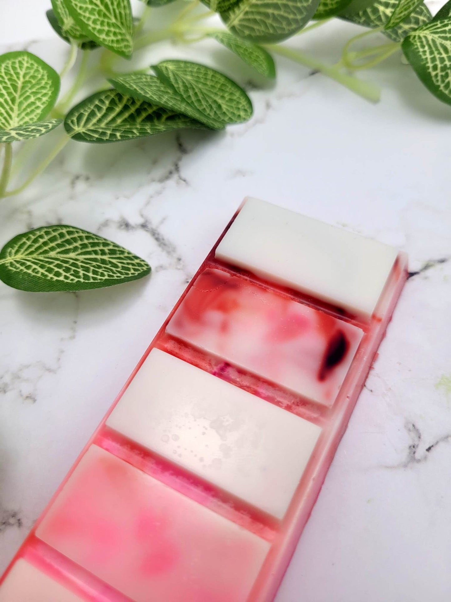 Japanese Honeysuckle Snap Bar